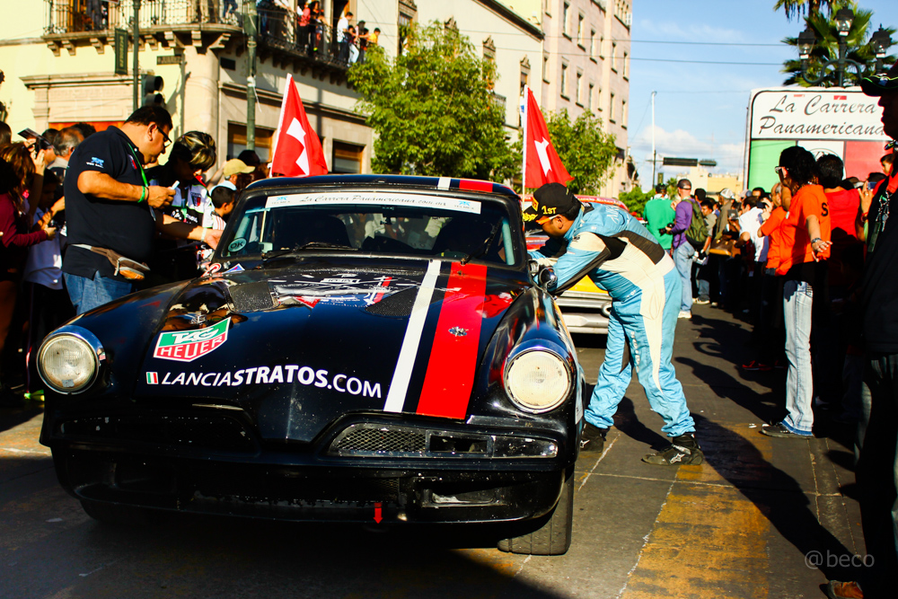 Gran competencia en La Carrera Panamericana